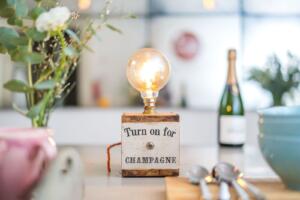 Champagne At Holiday Home Bath