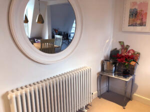 Stylish Apartment Rental Bath