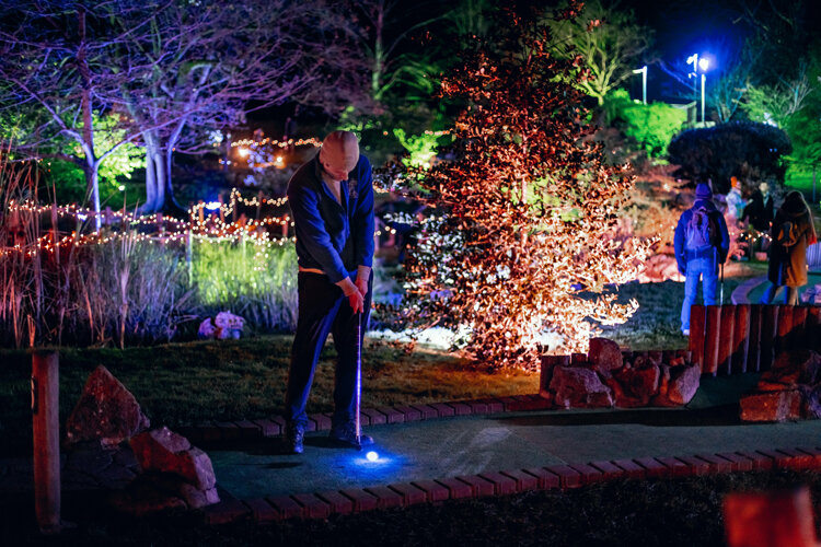 Glow Golf Bath